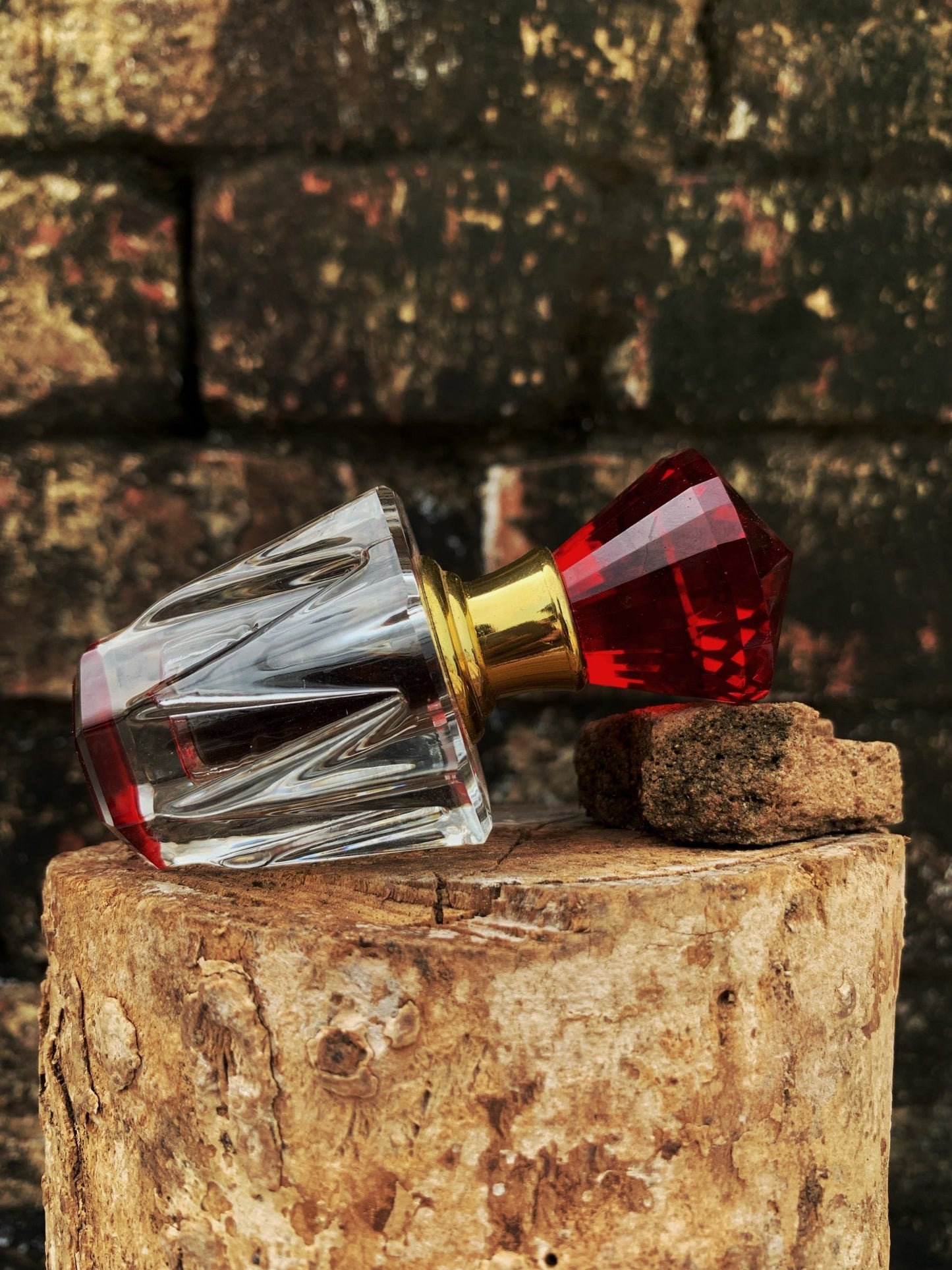 Agar Oud: The Essence of Luxury - Ottochem's Perfume