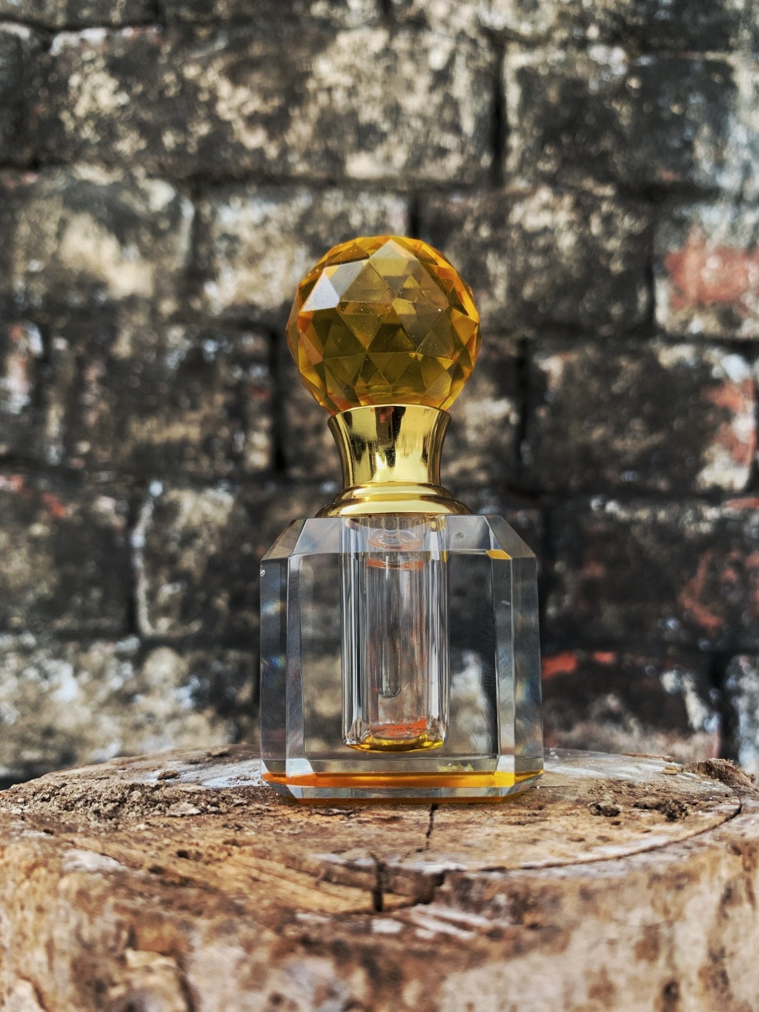 Attar Motia by Ottochem: The Essence of Jasmine in Full Bloom - Ottochem's Perfume